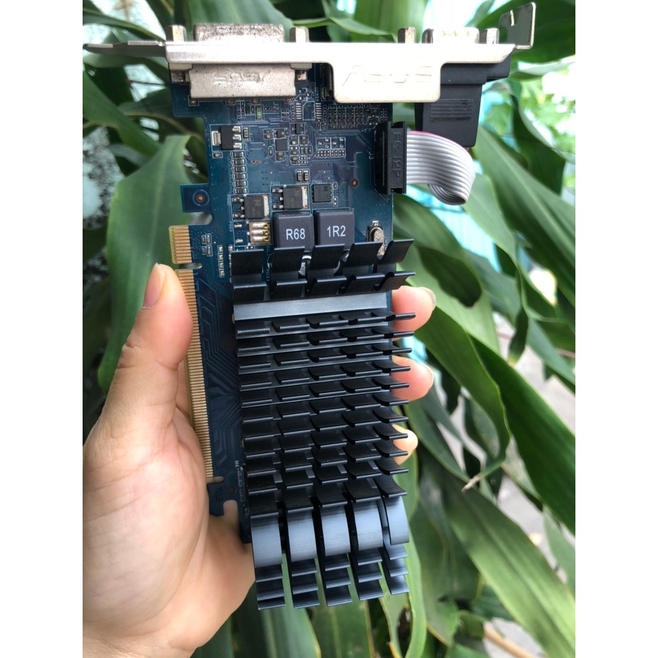 Card VGA Asus EN210 1G DDR3. Hàng đã sử dụng, 1 ĐỔI 1 trong 1 tháng.