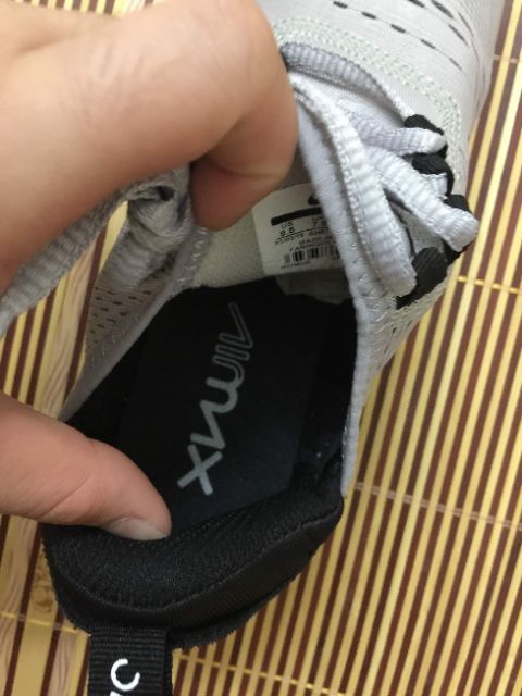 Giày air max 270