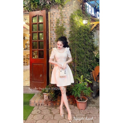 Váy xoè li nơ