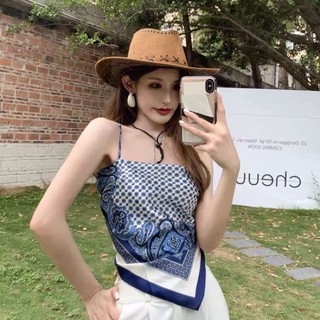 áo yếm lụa đi biển hở lưng