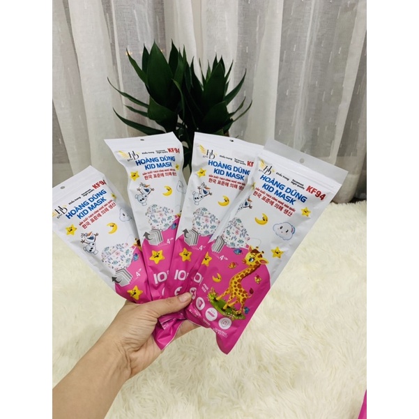 Khẩu trang trẻ em 4 lớp KF94 sản xuất theo công nghệ Hàn Quốc giúp bé kháng khuẩn , chống bụi , an toàn cho bé