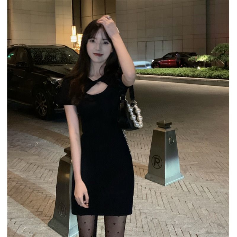 COZOK Đầm Tay Ngắn Dáng Ôm Kiểu Đơn Giản Hợp Thời Trang Quyến Rũ