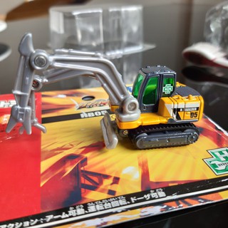 mô hình máy xúc kẹp Tomica hyper astaco 05 dừng sản xuất