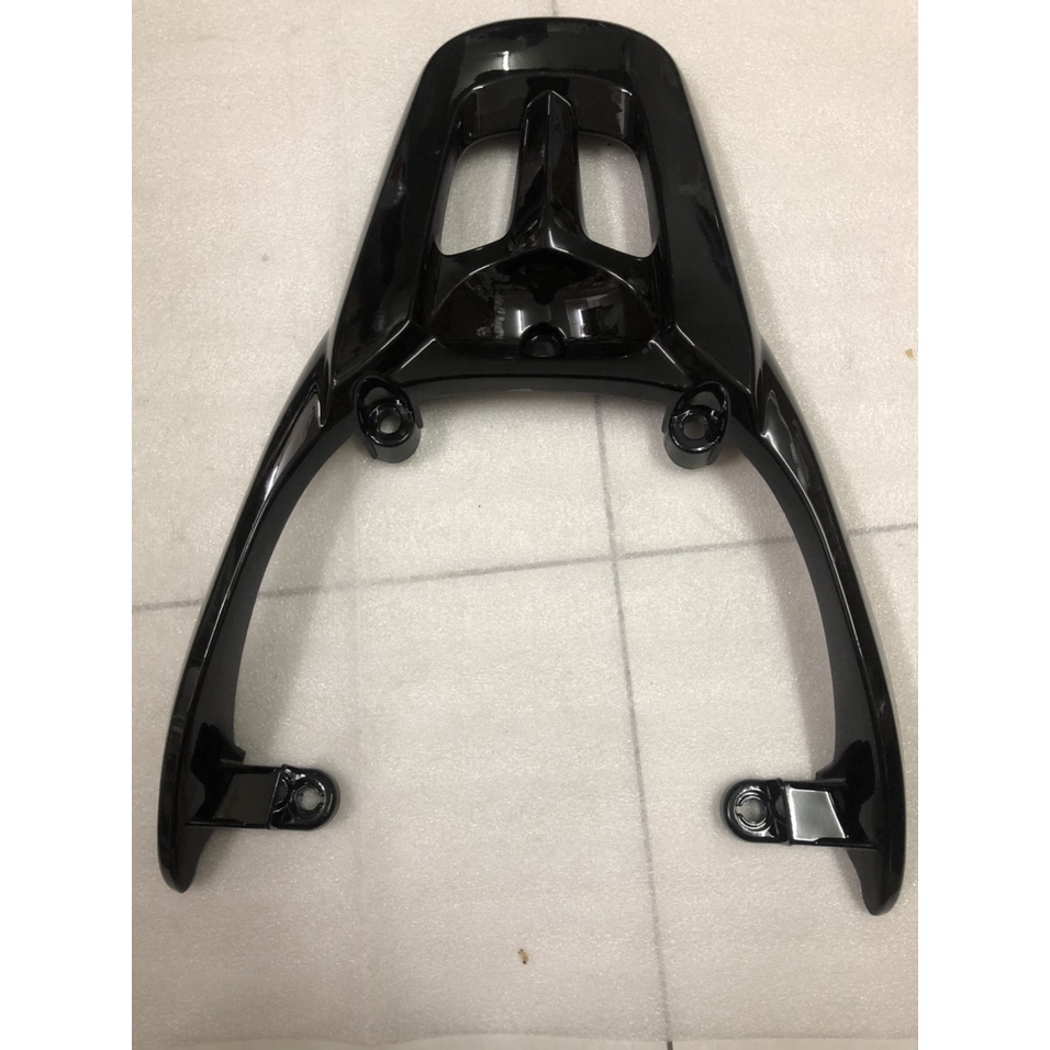 Tay nắm sau xe Shark mã VVB