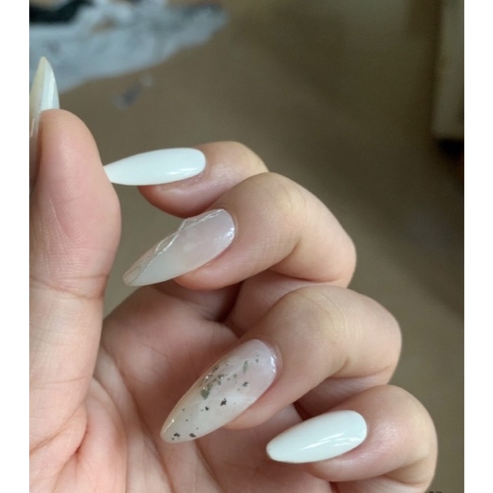 Nailbox nuna móng úp thiết kế móng tay giả màu trắng gương bạc nổi 3d kèm Vân đá nhẹ nhàng giao hỏa tốc now ship