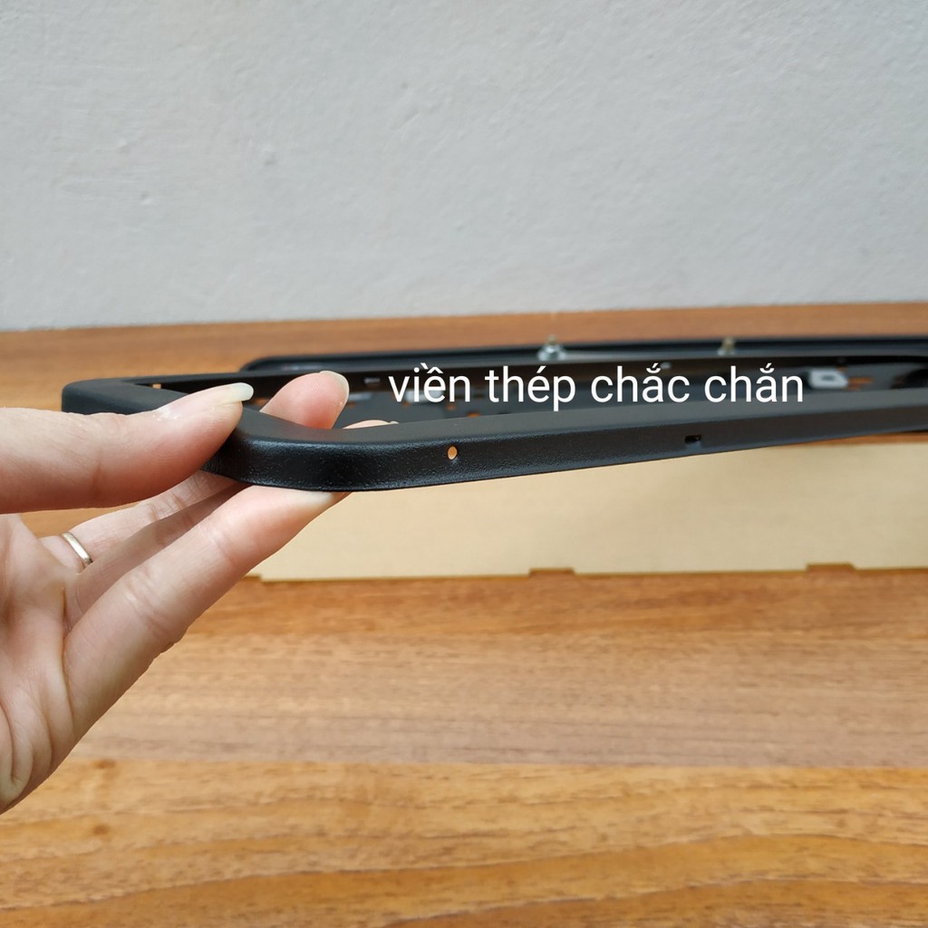 Khung biển số dài mới cho ô tô viền thép đen theo phong cách châu âu