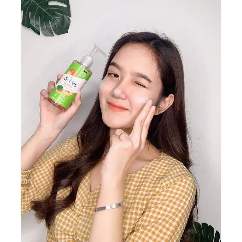 Gel rửa mặt chăm sóc da St.ives 200ml