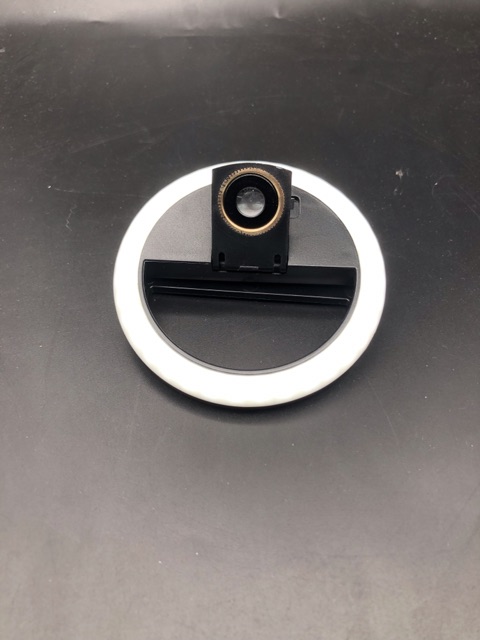 Đèn led kẹp điện thoại hỗ trợ chụp ảnh có kính lúp