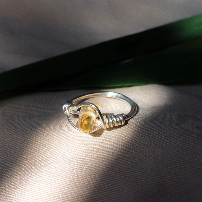 Nhẫn đá Citrine