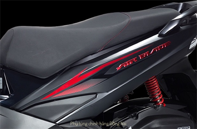 TEM CHỮ AIRBLADE ĐỎ 3D NỔI  CHÍNH HÃNG HONDA-GIÁ 1 TEM
