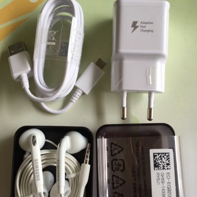 Combo sạc+cáp+tai nghe Samsung s7