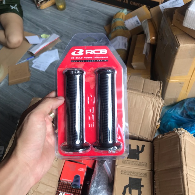 bao tay  rcb  đỏ gắn mọi dòng xe