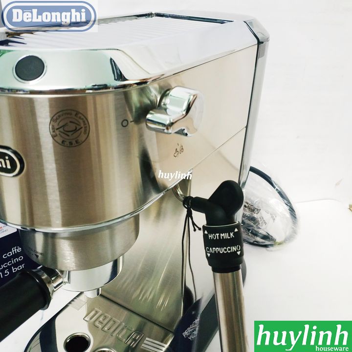 [Mã ELHAMS5 giảm 6% đơn 300K] Máy pha cà phê Delonghi EC685.M - Hàng chính hãng