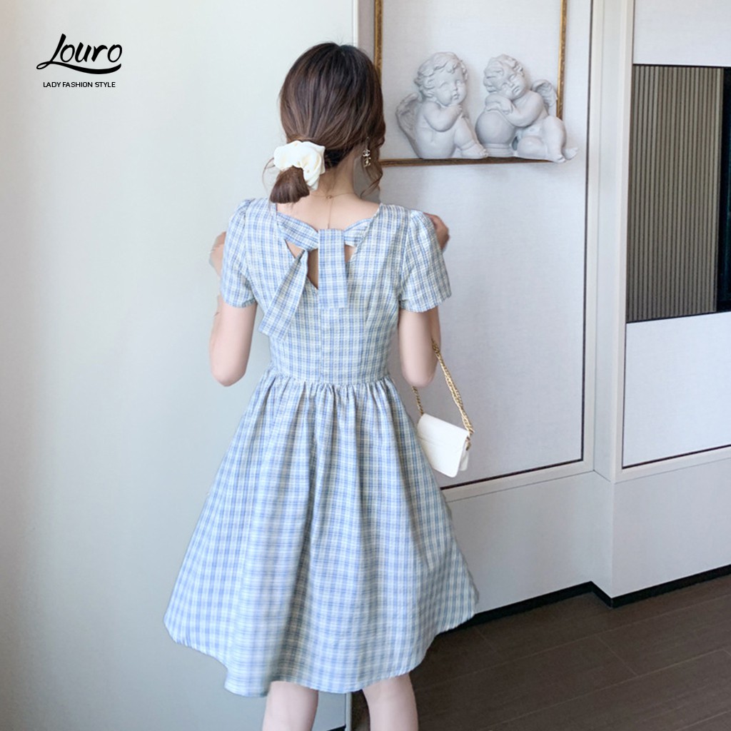 Váy babydoll Louro L2113, mẫu váy babydoll dáng xòe, thắt nơ sau, họa tiết caro nhỏ | BigBuy360 - bigbuy360.vn