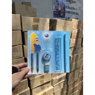 Bộ dụng cụ học tập cho bé