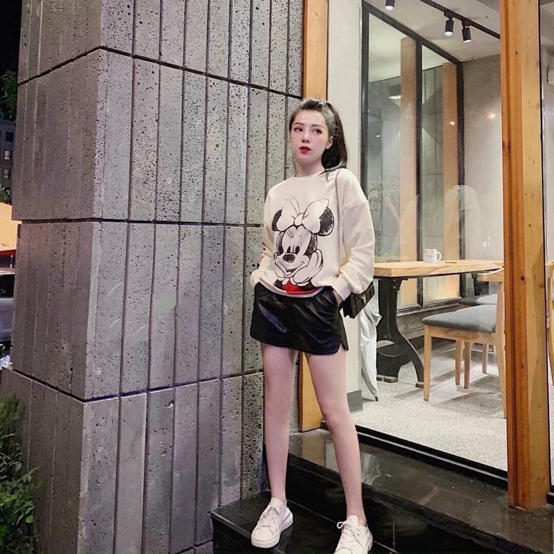 Áo thun nỉ màu be hình siêu dễ thương