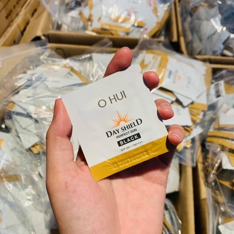 Chống Nắng Chống Sạm Ohui Perfect Sun Black date 2024(1 gói)