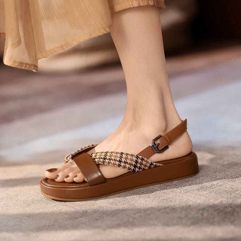 Sandal Thiết Kế Mới Năng Động Thời Trang