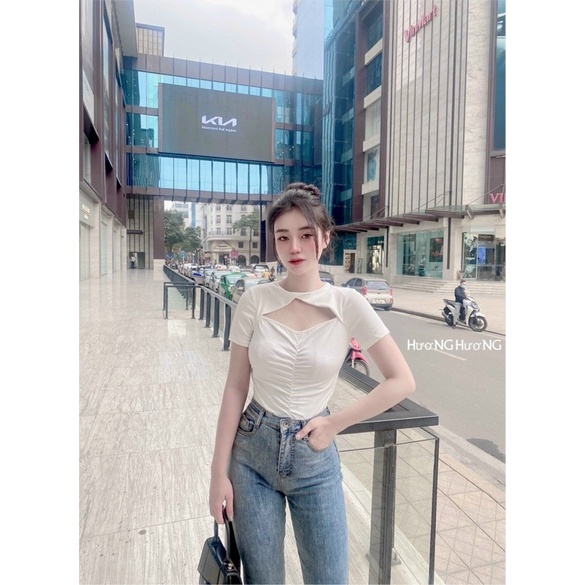 ÁO THUN ZIP DÚM KHOÉT NGỰC TÔN VÒNG 1 MS10092