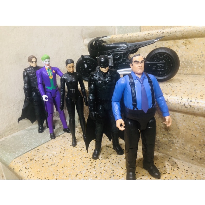 Xe Batman size lớn dài hơn 30cm và size nhỏ phiên bản dính cát