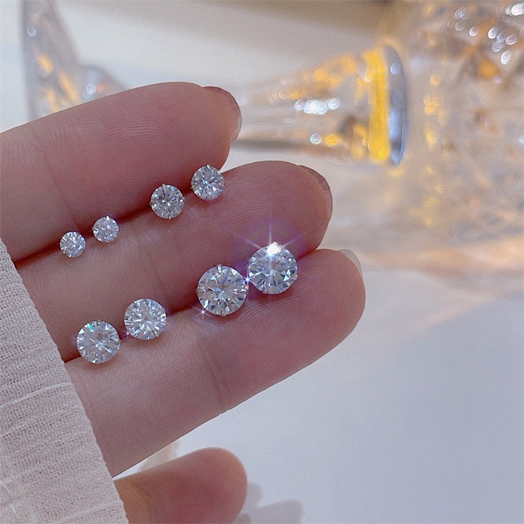 Khuyên Tai Tích Hợp Bốn Móng Đính Đá Zircon Trong Suốt