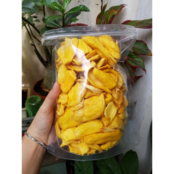 Mít sấy giòn nguyên cánh