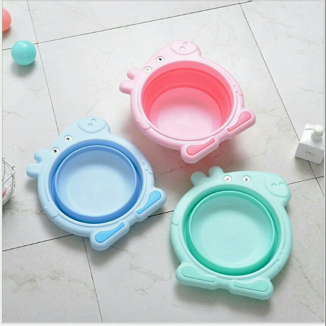 Chậu rửa mặt gấp gọn cho bé