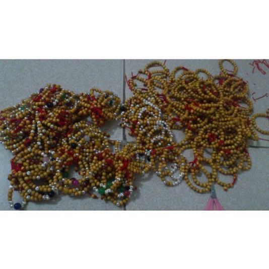 Vòng dâu tằm cho bé