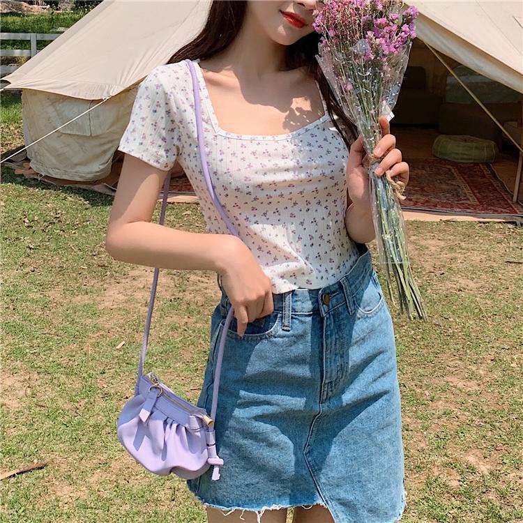 Áo Crop Top Cổ Vuông Tay Ngắn Họa Tiết Hoa Quyến Rũ Cho Nữ