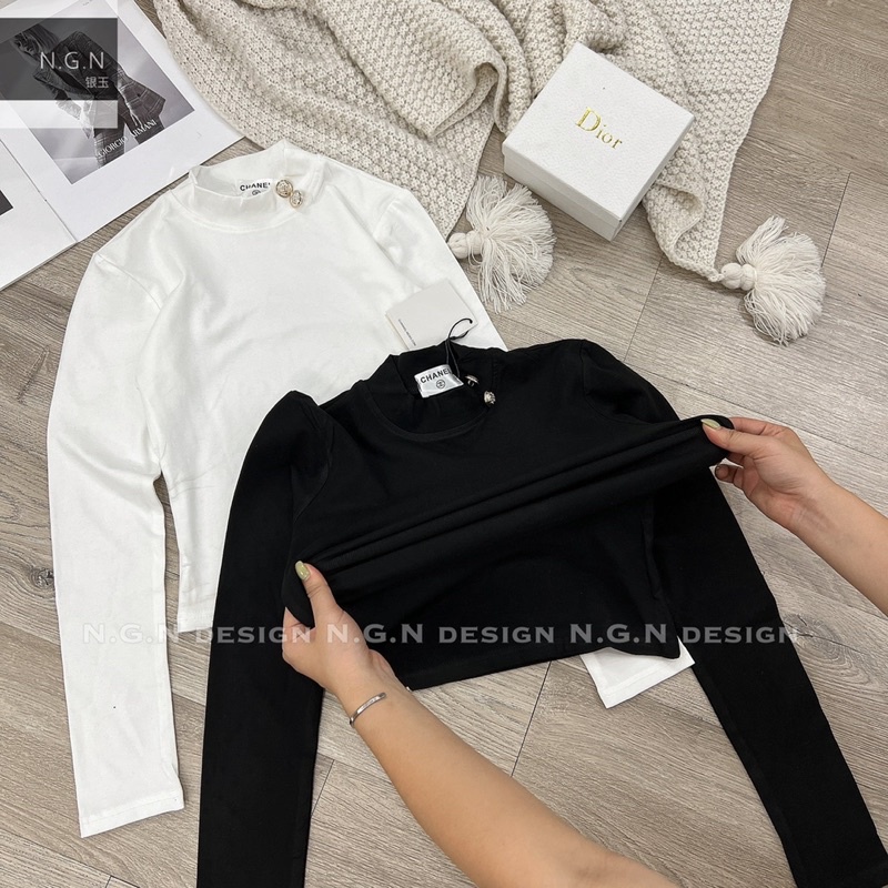Áo thun cổ khuy thần thánh