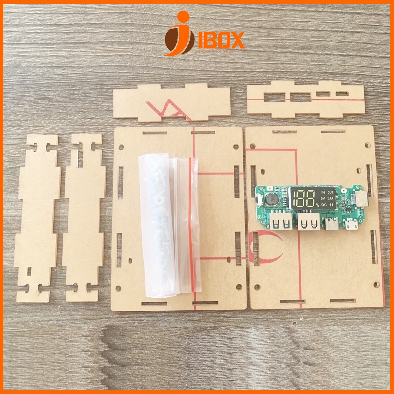 Box Sạc Mica  không kèm mạch