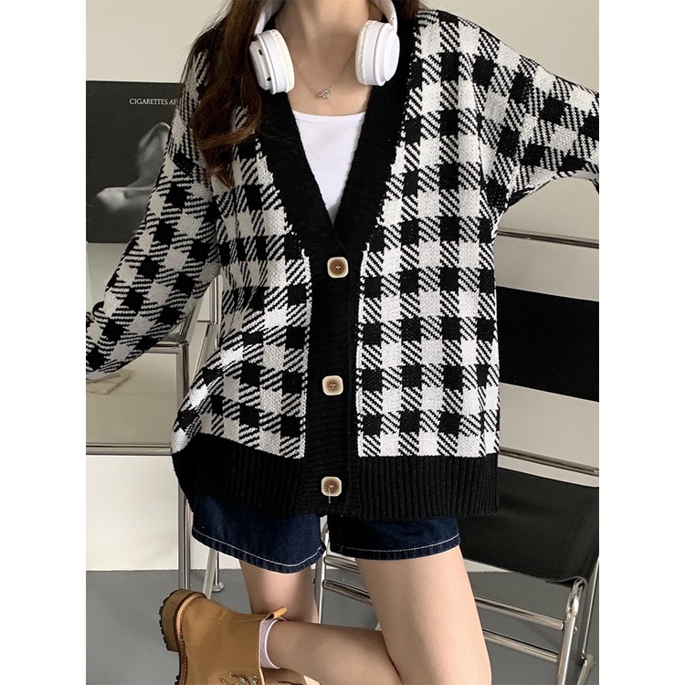 Áo khoác Cardigan len nữ Chelgy form rộng freesize Họa tiết Ô Vuông Ca Rô xen kẽ 2 màu Nâu, Đen CG-CDG105