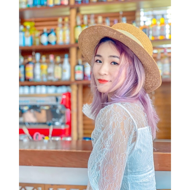 THANH LÝ VÁY TRẮNG TAY REN