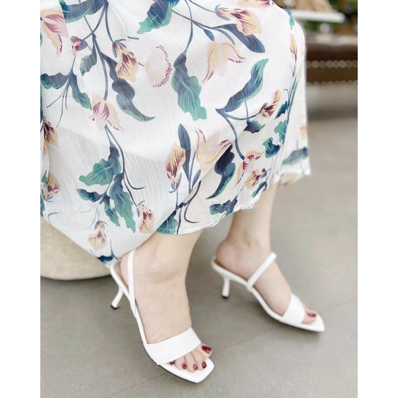 Sandal dây bản to