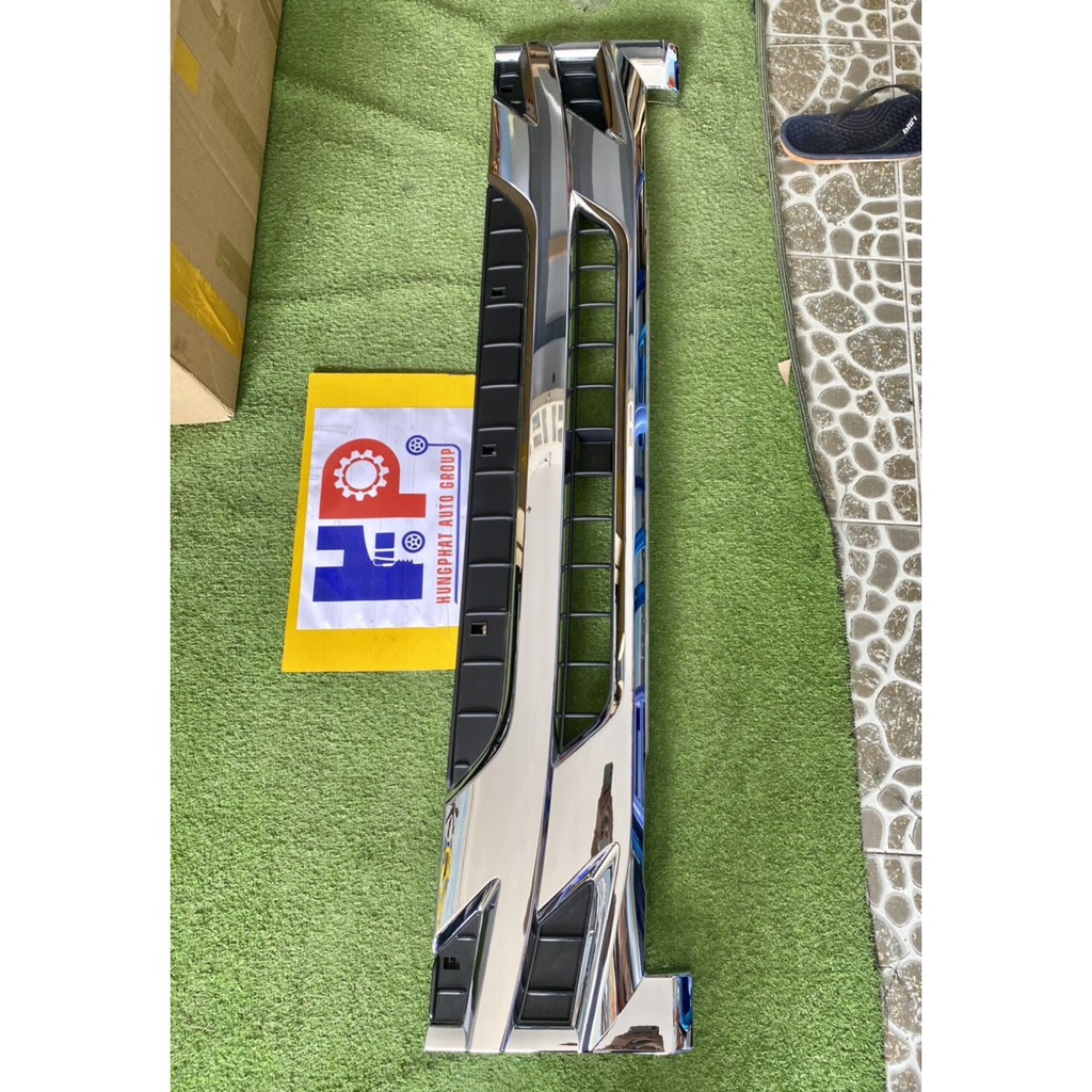 Ốp Mặt Galang Xe Tải ISUZU 3.5 Tấn - 5 Tấn