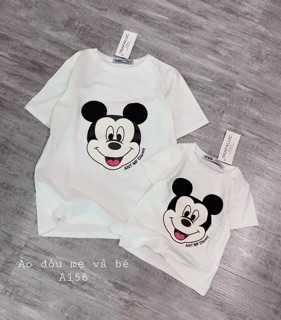 Áo đôi Mickey mẹ và bé♥️