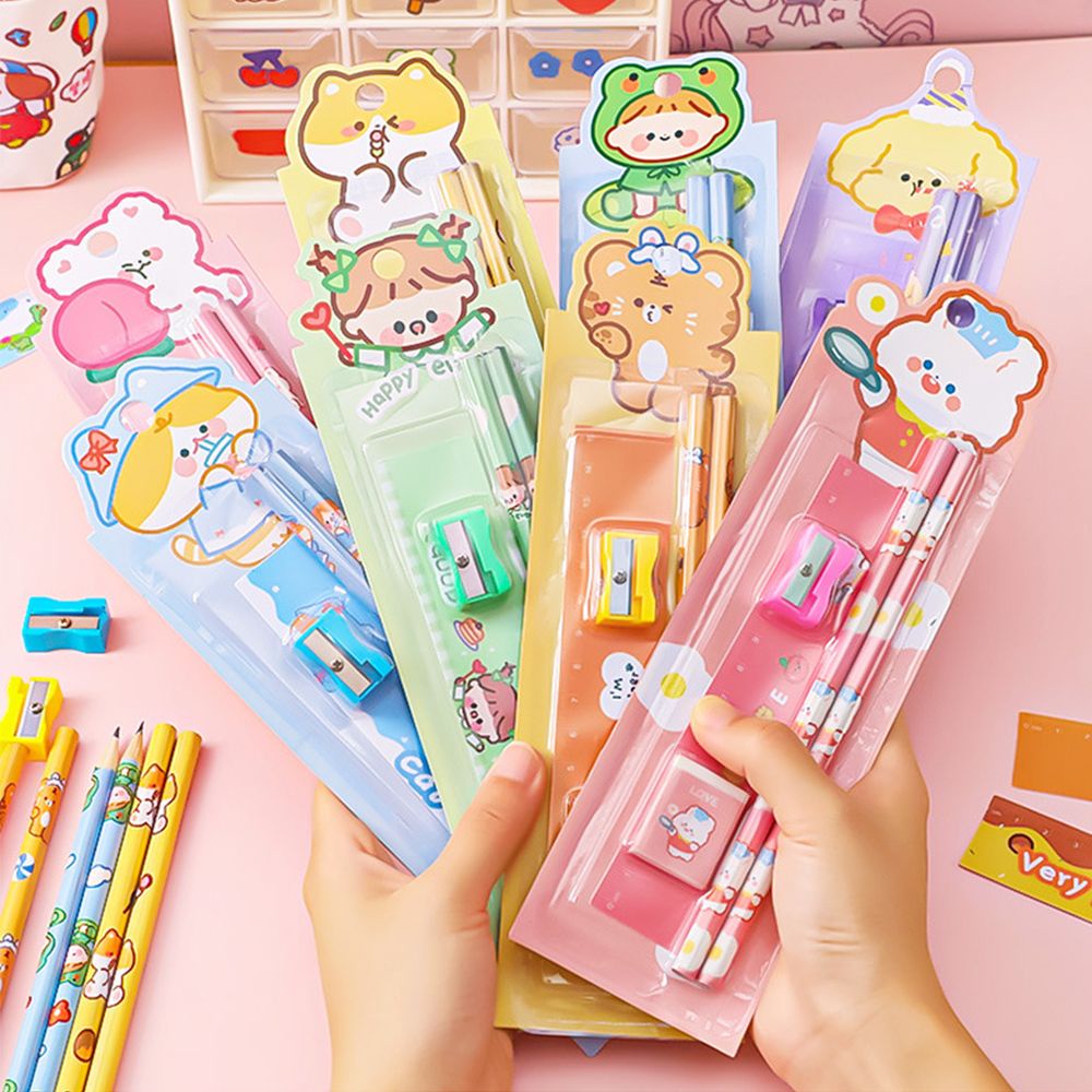 Sẻ 5 phụ kiện gồm bút chì + thước + gôm + đồ chuốt họa tiết hoạt hình dễ thương dùng làm đồ dùng học tập/ phần thưởng