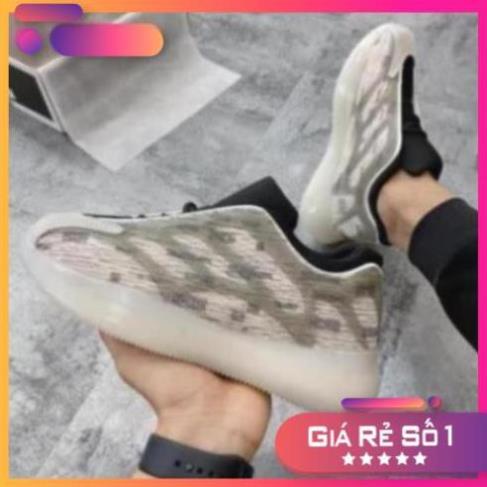 Giày Nam, Giày Thể Thao Nam YZ700 Dạ Quang Phát Sáng Xanh 122 Sale -op1 - !