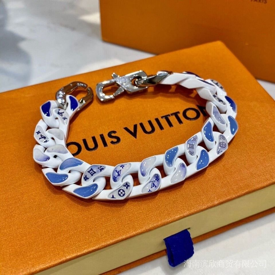 Vòng đeo tay thép phong cách Vuitton châu Âu