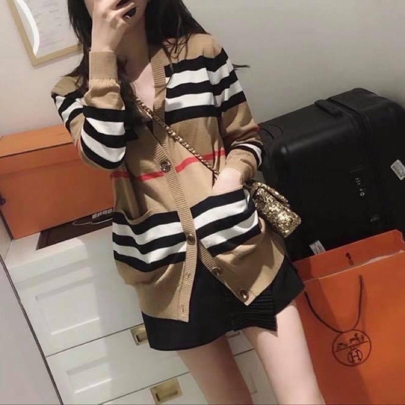 Áo khoác cardigan tay dài nữ sọc ngang burberry len dày dặn - Order taobao quảng châu