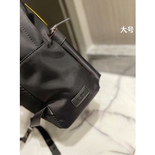 Fendi Balo Thể Thao Cỡ Lớn Thời Trang Năng Động Cho Nữ