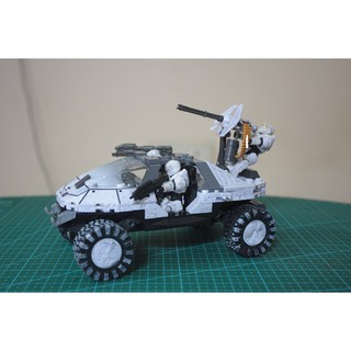 Mô hinh megabloks halo warhog trắng + 3 mini spartan