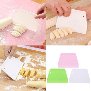 1 dụng cụ cắt bột làm bánh hình thang
