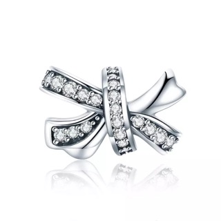 Charm chiếc nơ xinh