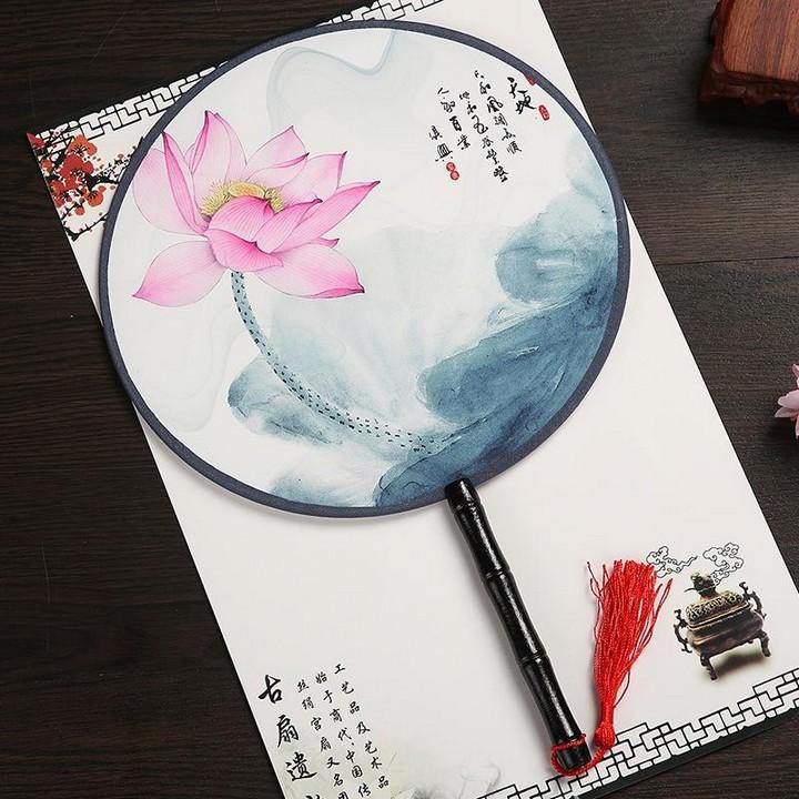 Quạt tròn cổ trang MẪU ĐƠN HAI BÔNG HỒNG ĐỎ phong cách cổ trang quạt cầm tay cổ điển cosplay in hoa trang trí đẹp