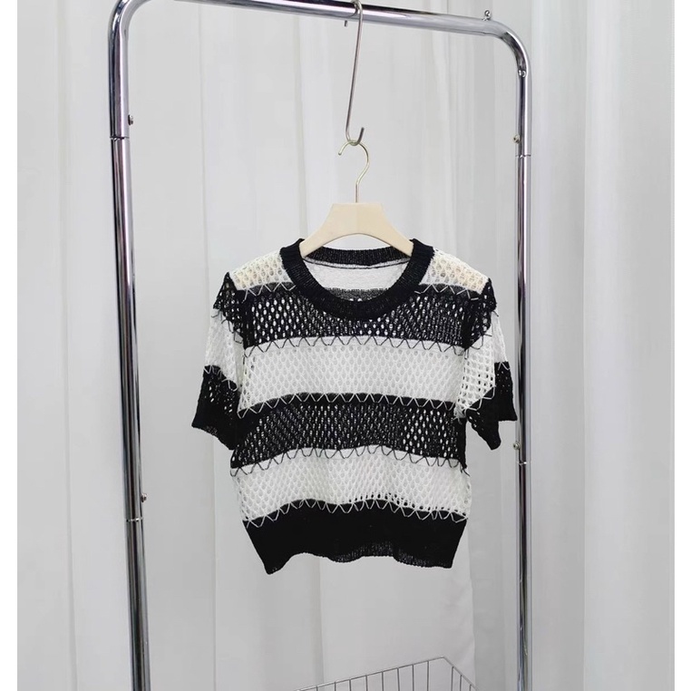 Áo len mỏng lưới kẻ đen trắng, Áo kiểu cổ tròn ngắn tay AL8523 - NhiNhi Shop