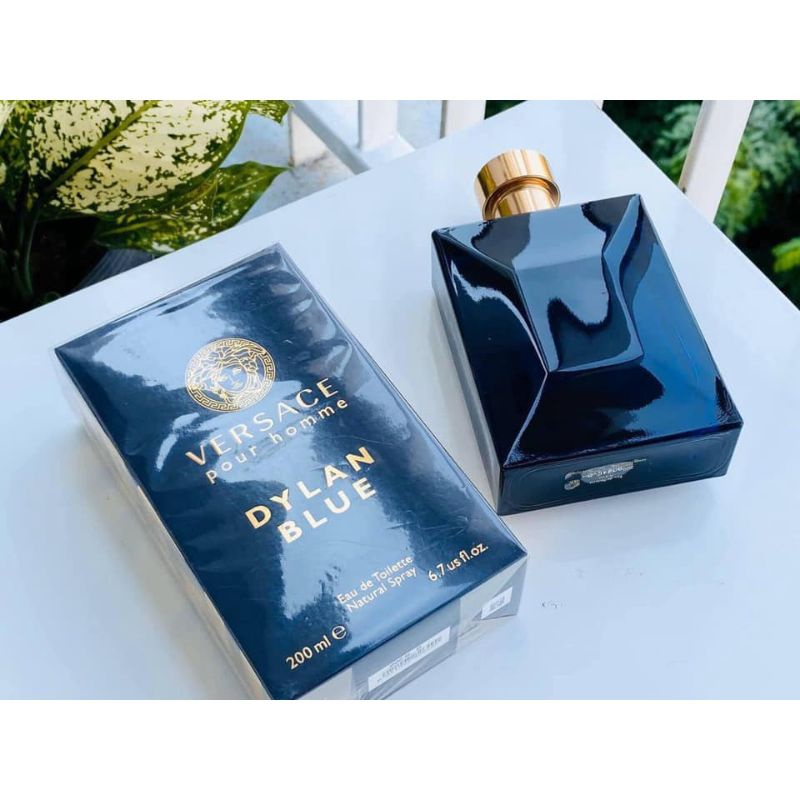 Nước hoa nam Versace Dylan Blue Pour Homme EDT 200ml