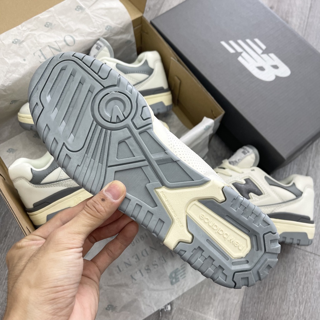 GIÀY NB550 TRẮNG XÁM DA THẬT LAI AU SC