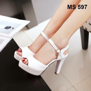 Giày cao gót hở mũi