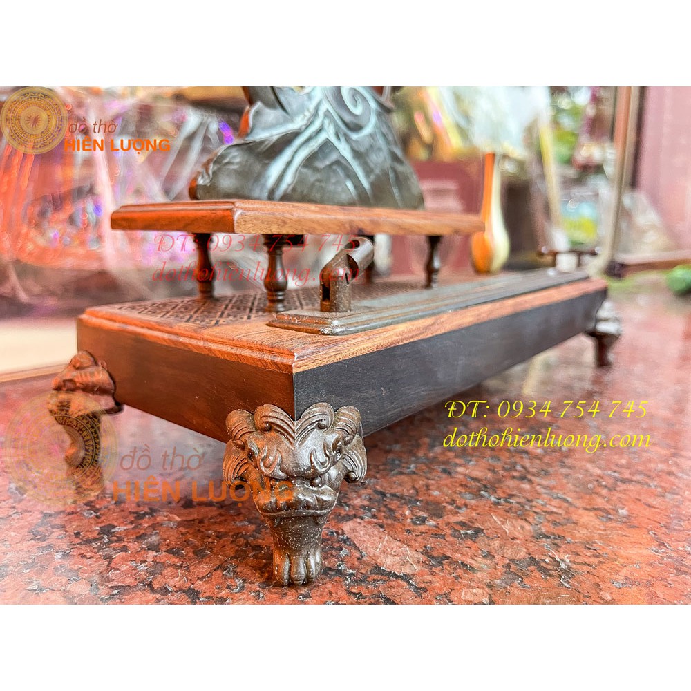 Lư Xông Trầm Treo Hươu Bằng Đồng